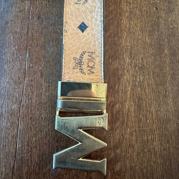 MCM Men's Belt with Gold Buckle (Reversible) - Picture 1 of 6